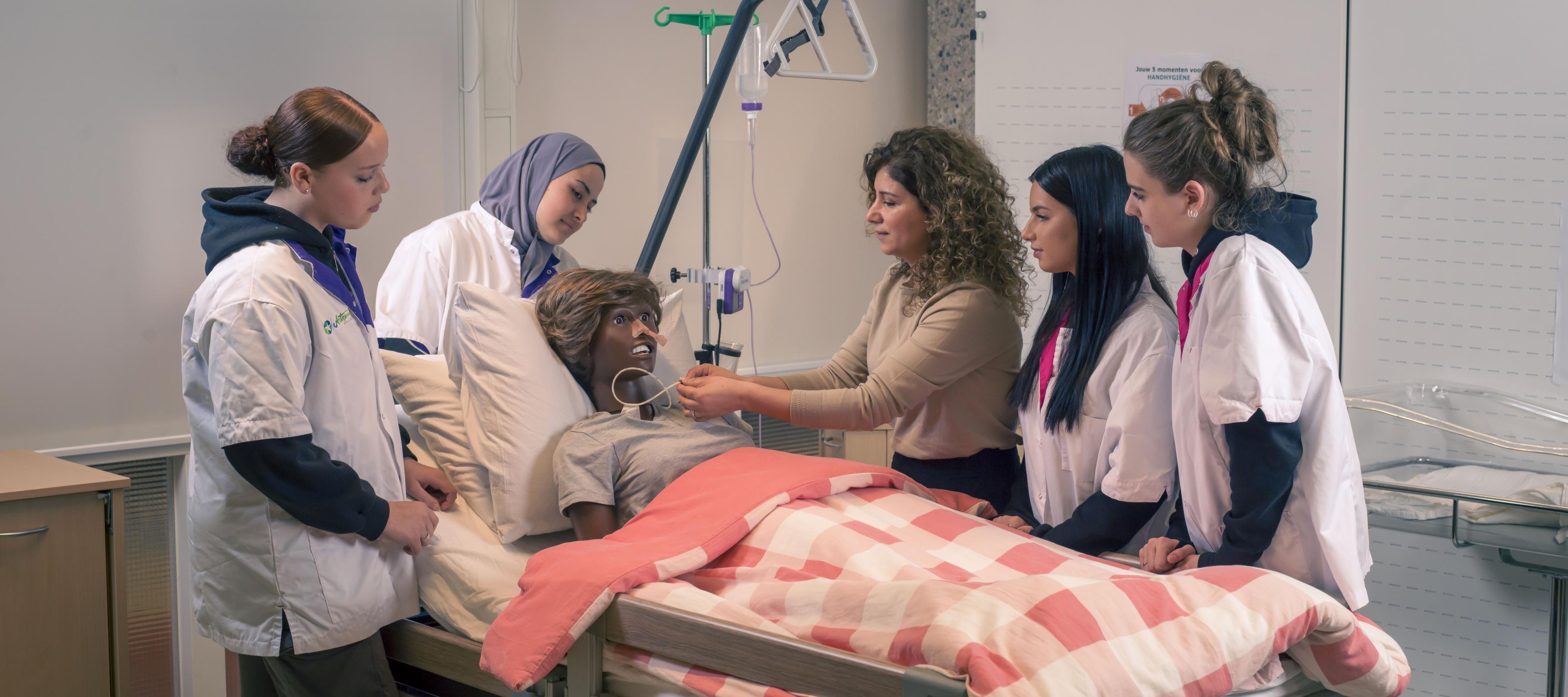 zorg opleiding mbo 4 bbl